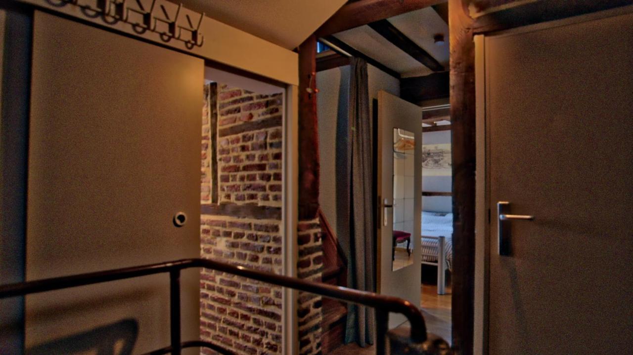Maison De Charme Dans Quartier Historique Лиеж Екстериор снимка